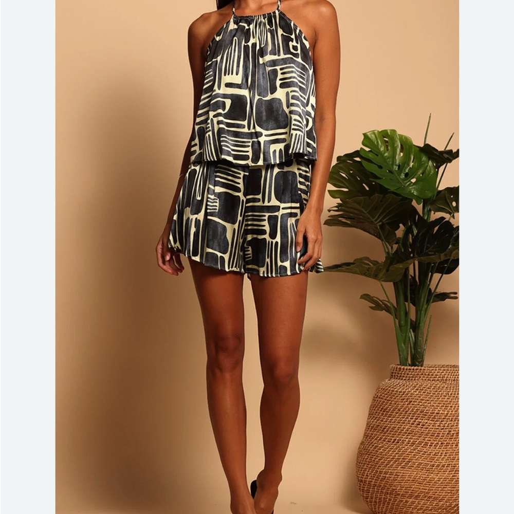 Chic Black and Cream Halter set